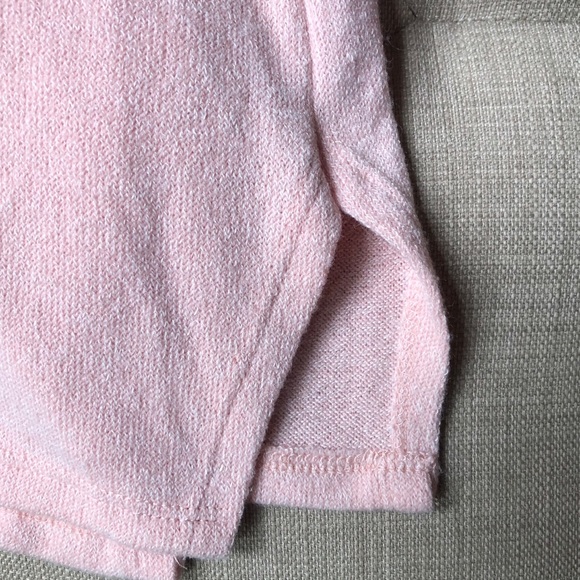 Everly Pink Cold Shoulder Sweater Top Sz S - Picture 8 of 9